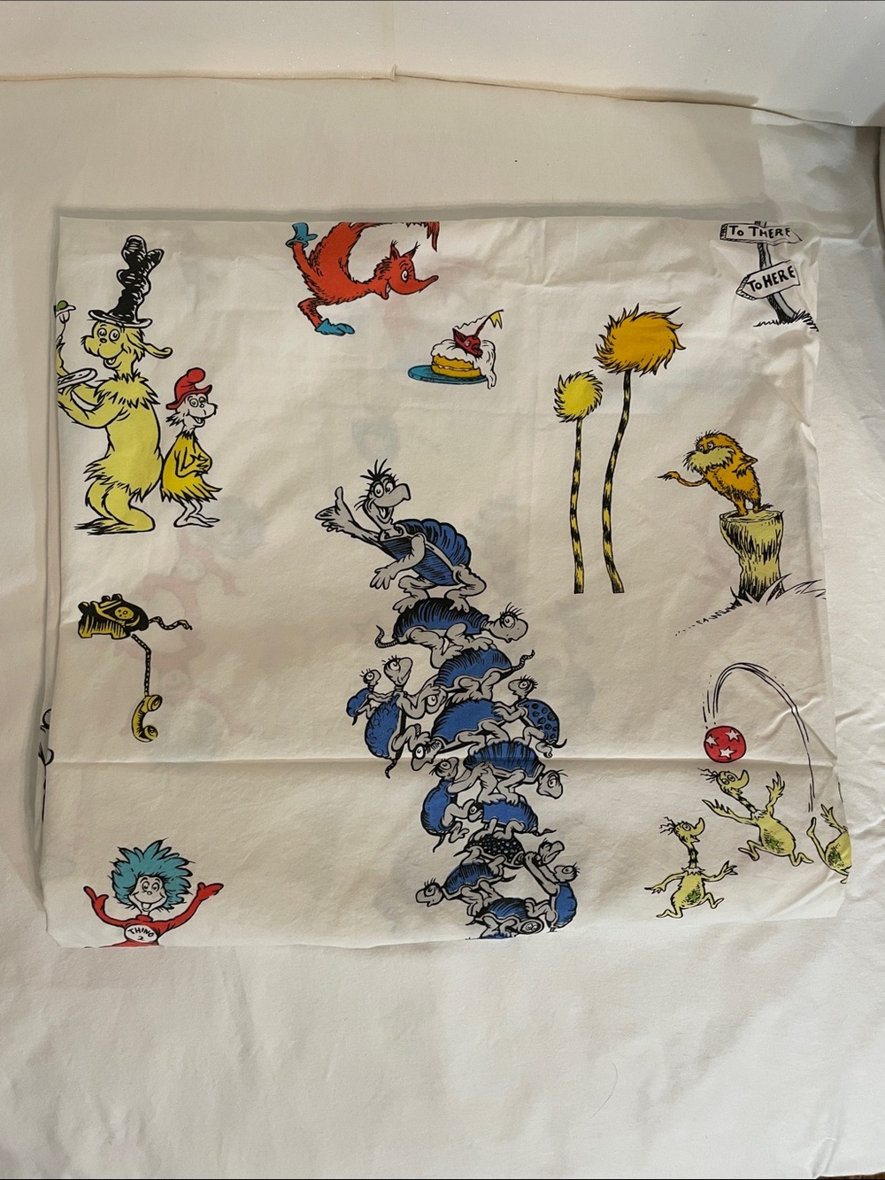 Pottery Barn Kids Dr. Seuss twin flat sheet White, Yellow, Blue, Red 100% Cotton